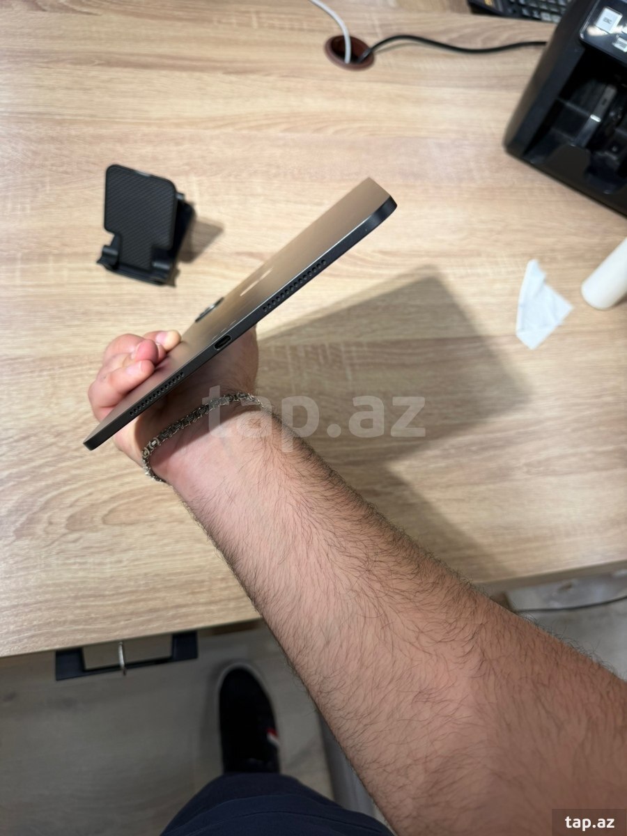 Apple iPad Pro 11 İnch M4 256 GB Space Black (6)