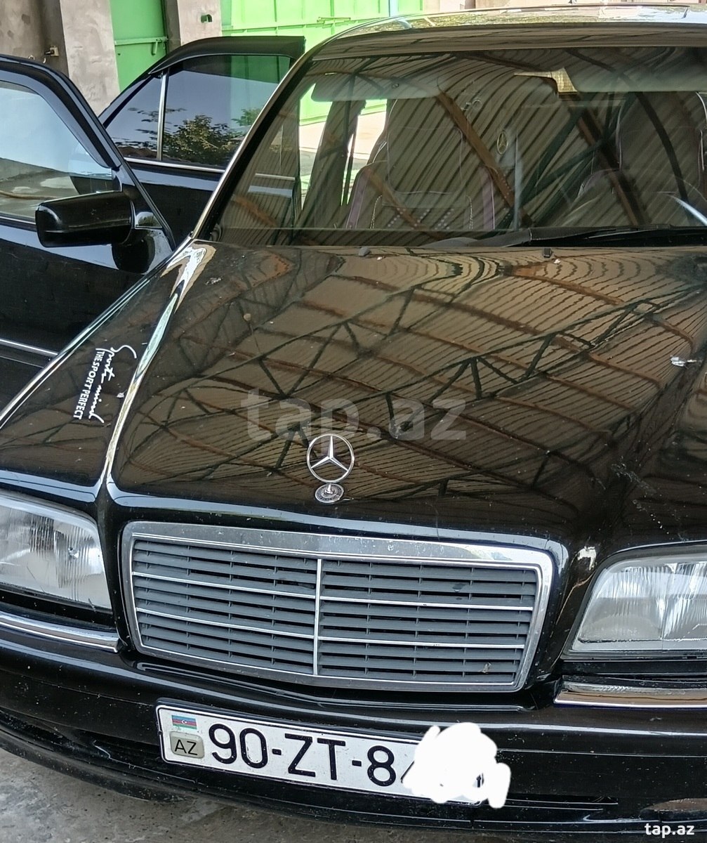 Mercedes C 230, 1999 il (8)