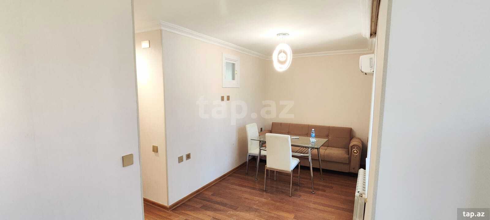 2-otaqlı mənzil kirayə verilir, E. Akademiyası m., 31 m²