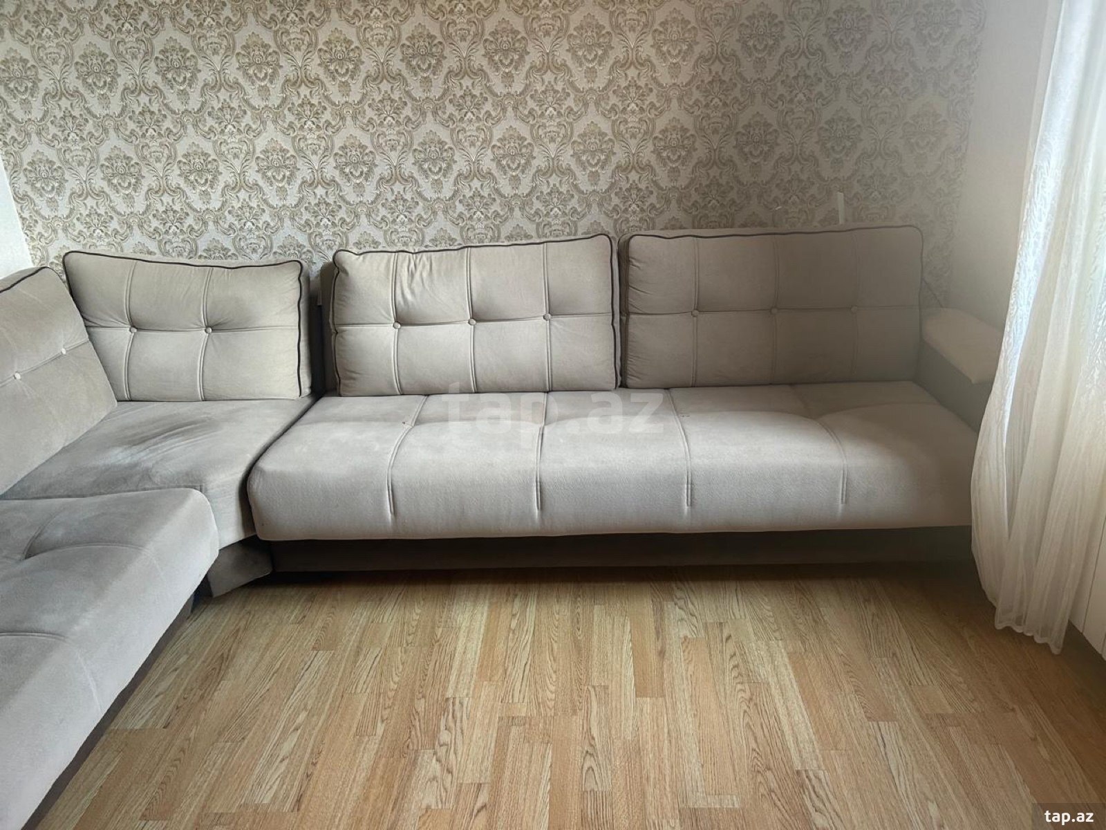 Künc divan (2)