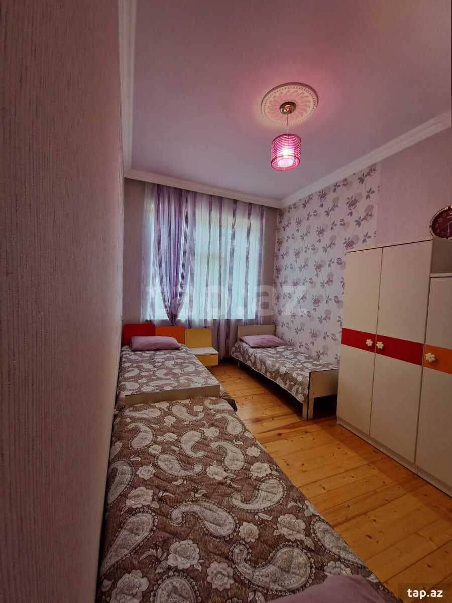 Həyət evi kirayə verilir, Şəki r. (13)