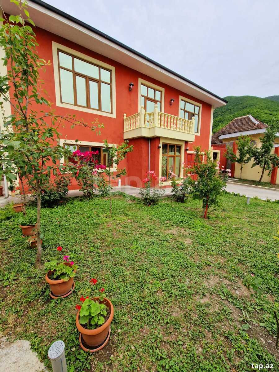 Həyət evi kirayə verilir, Şəki r.