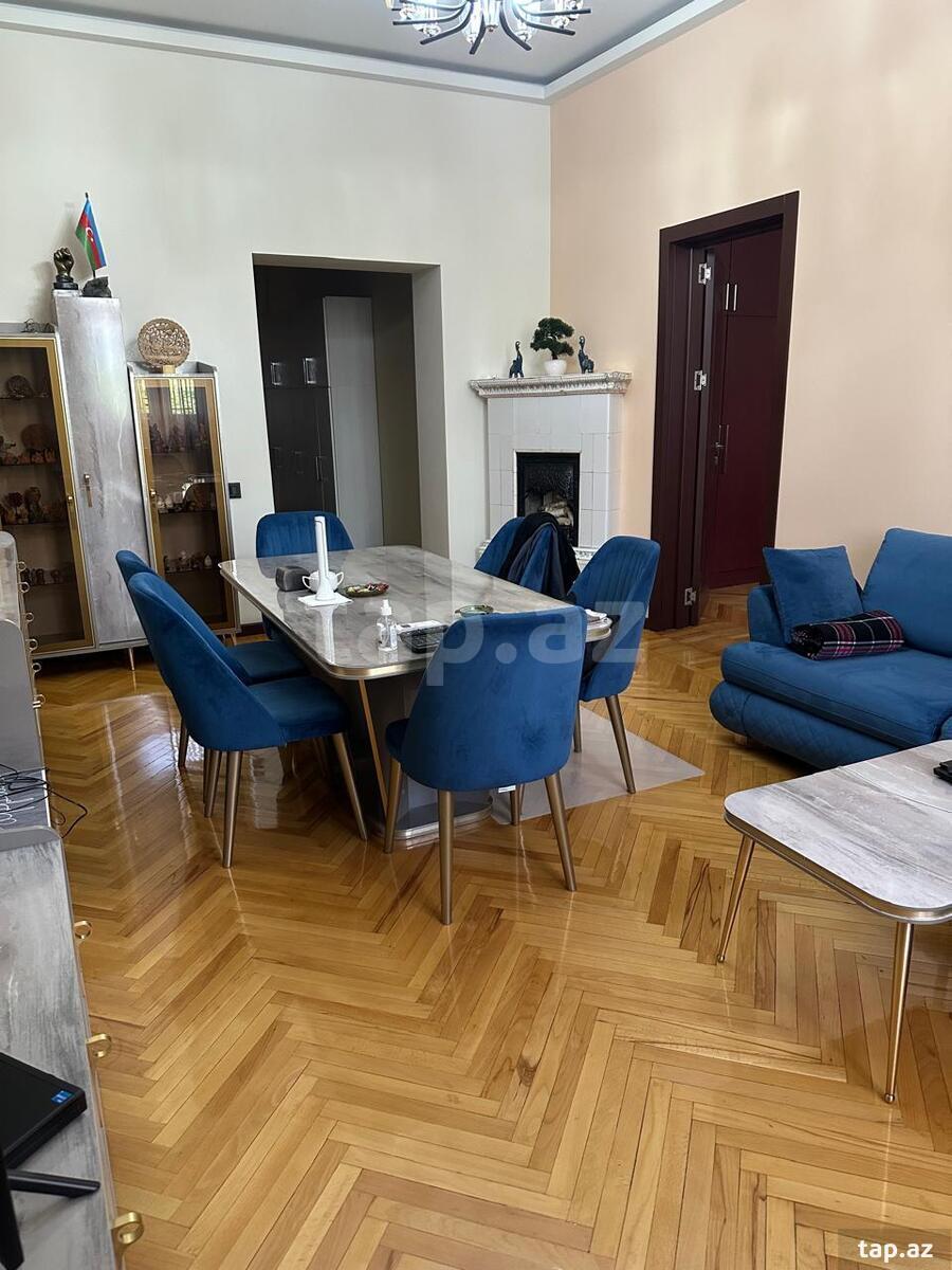 3-otaqlı mənzil, 28 May m., 100 m²