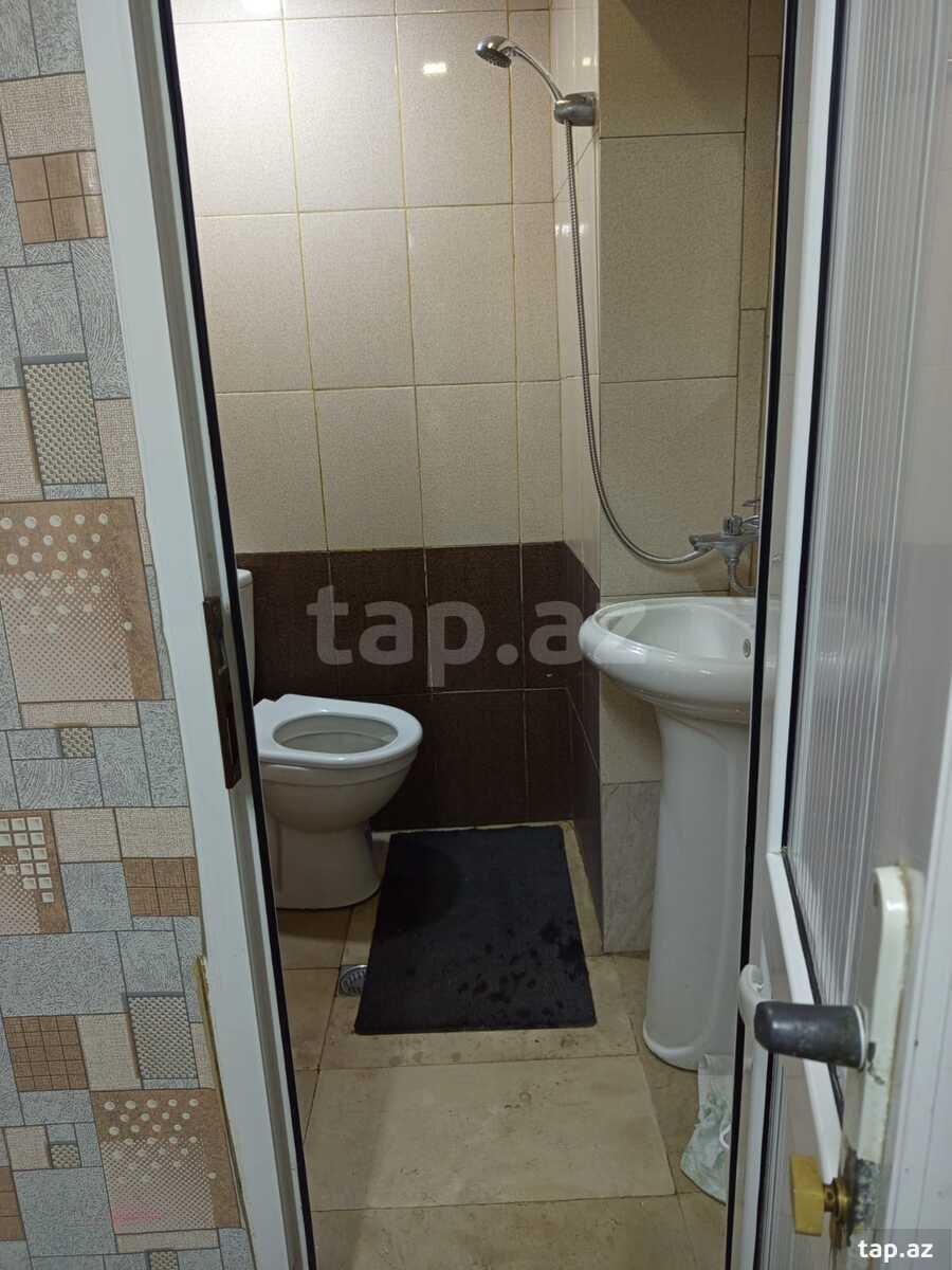 3-otaqlı mənzil kirayə verilir, 8 Noyabr m., 70 m² (5)