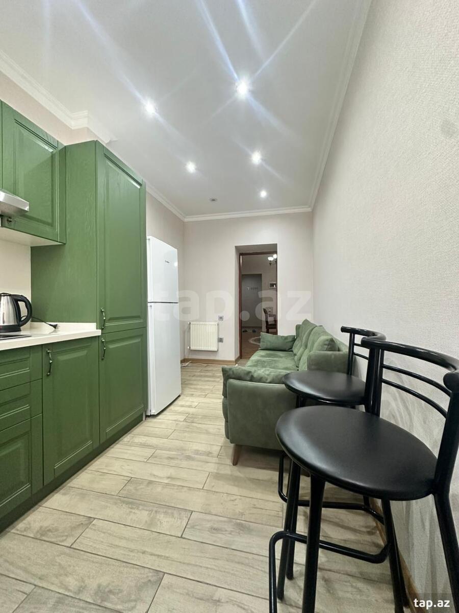 3-otaqlı mənzil, Səməd Vurğun küç., 92 m² (8)