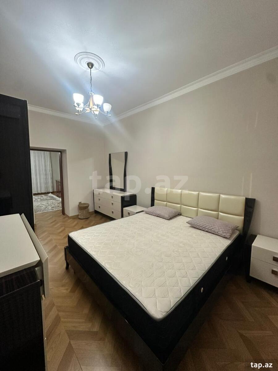 3-otaqlı mənzil, Səməd Vurğun küç., 92 m² (3)