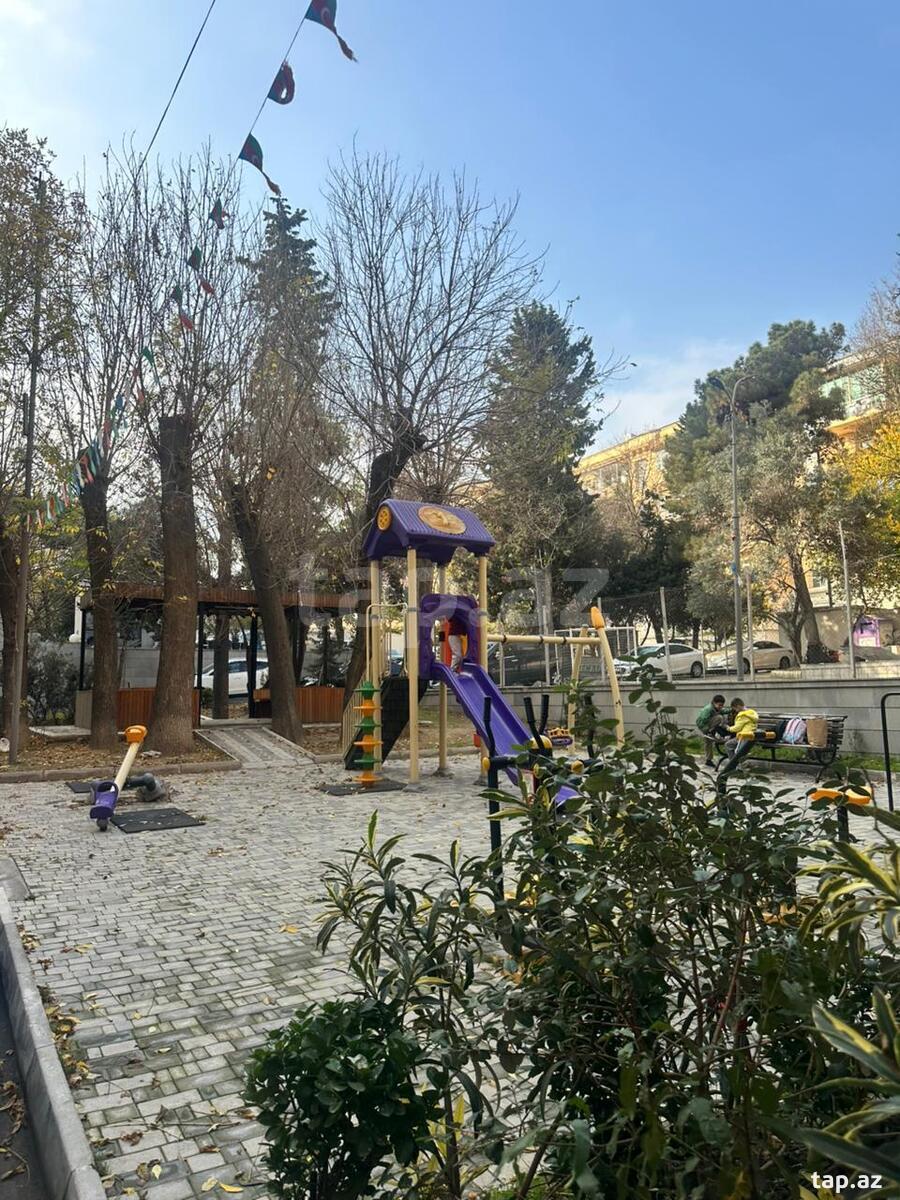 3-otaqlı mənzil, Səməd Vurğun küç., 92 m² (11)