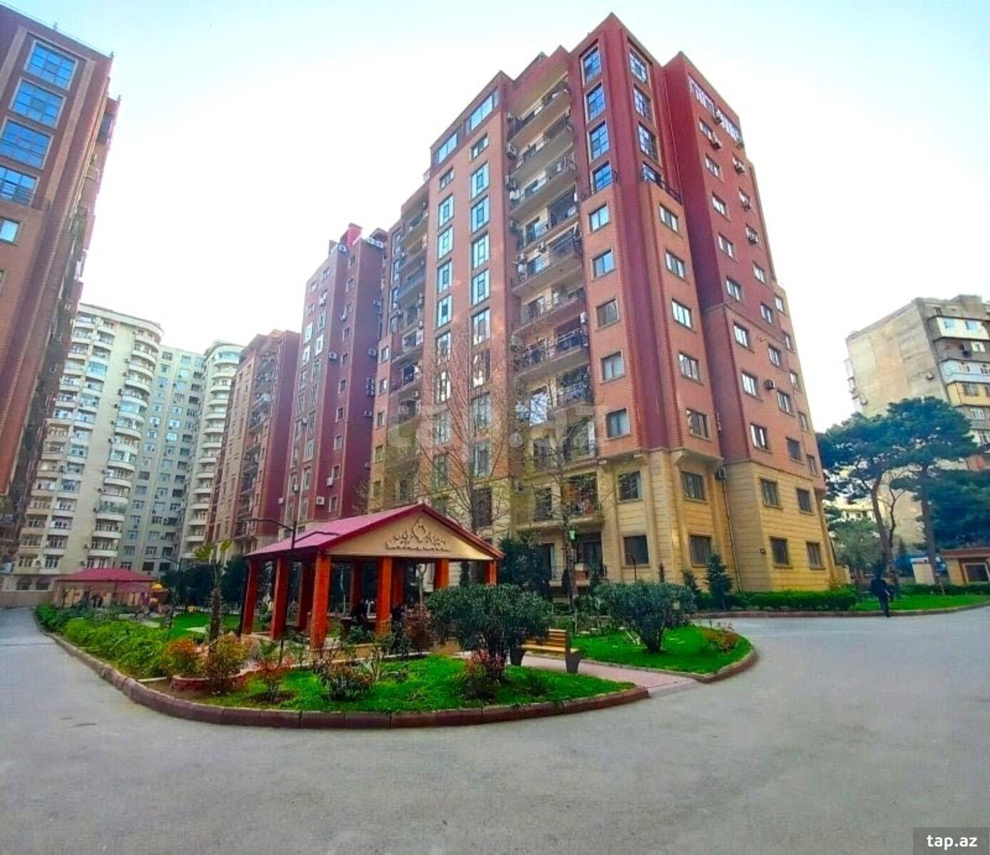 3-otaqlı yeni tikili, Gənclik m., 165 m²