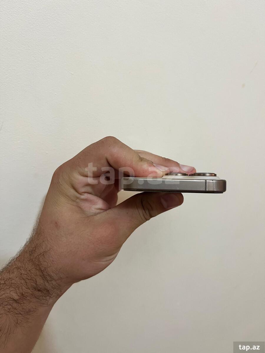 Apple iPhone 16 Pro Black Titanium 128GB/8GB (3)
