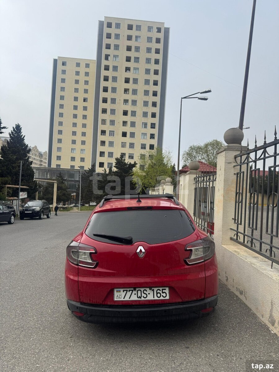 Renault Megane, 2010 il (7)