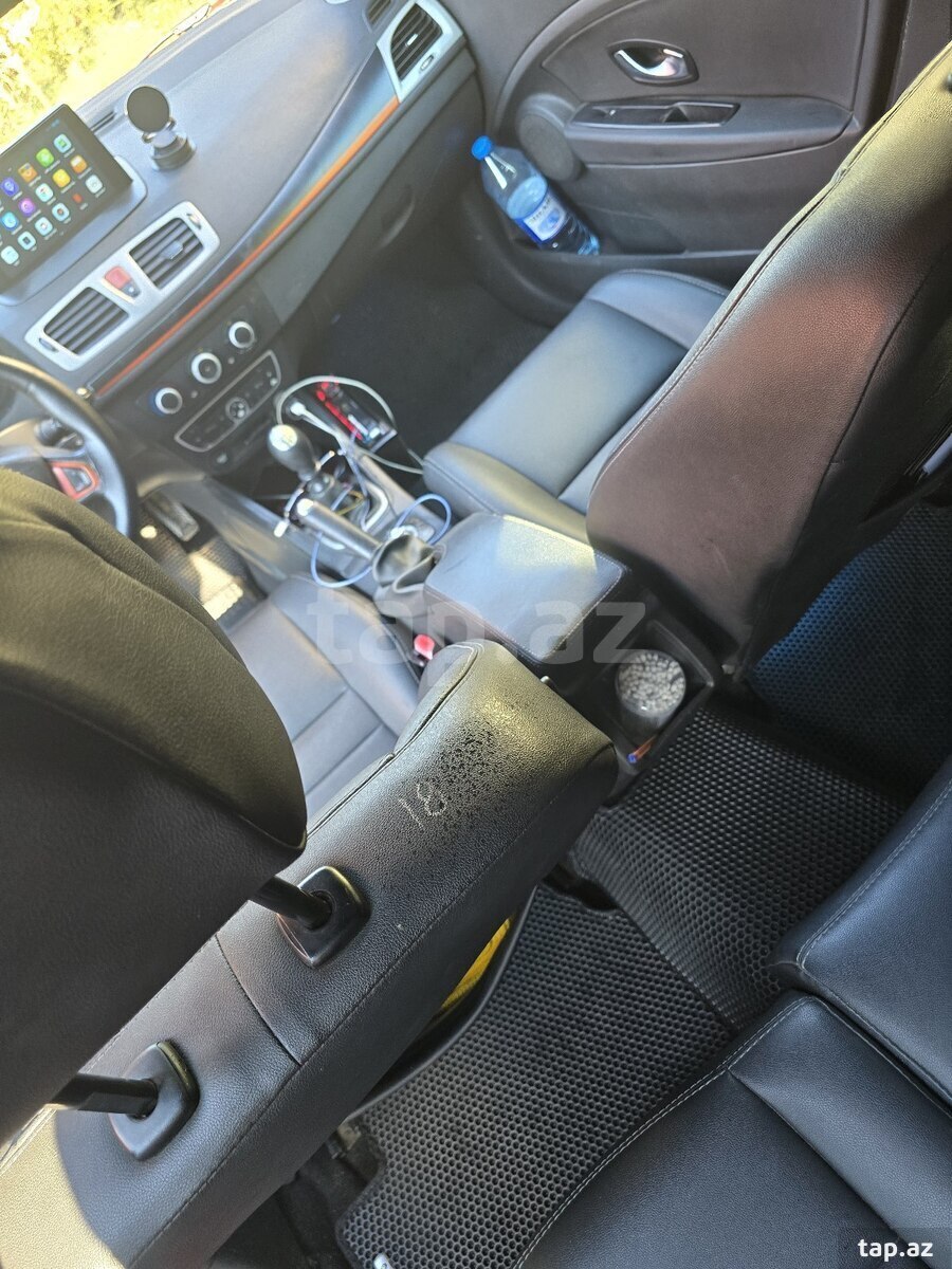 Renault Megane, 2010 il (16)