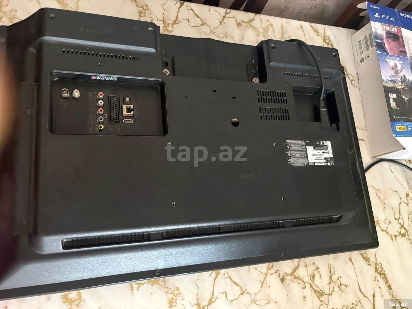 Televizor LG (2)