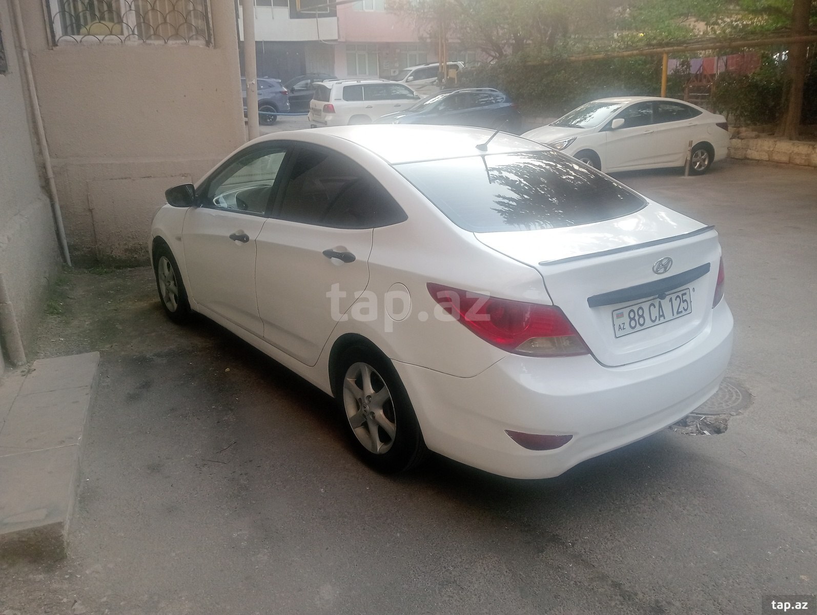 Hyundai Accent, 2012 il (2)