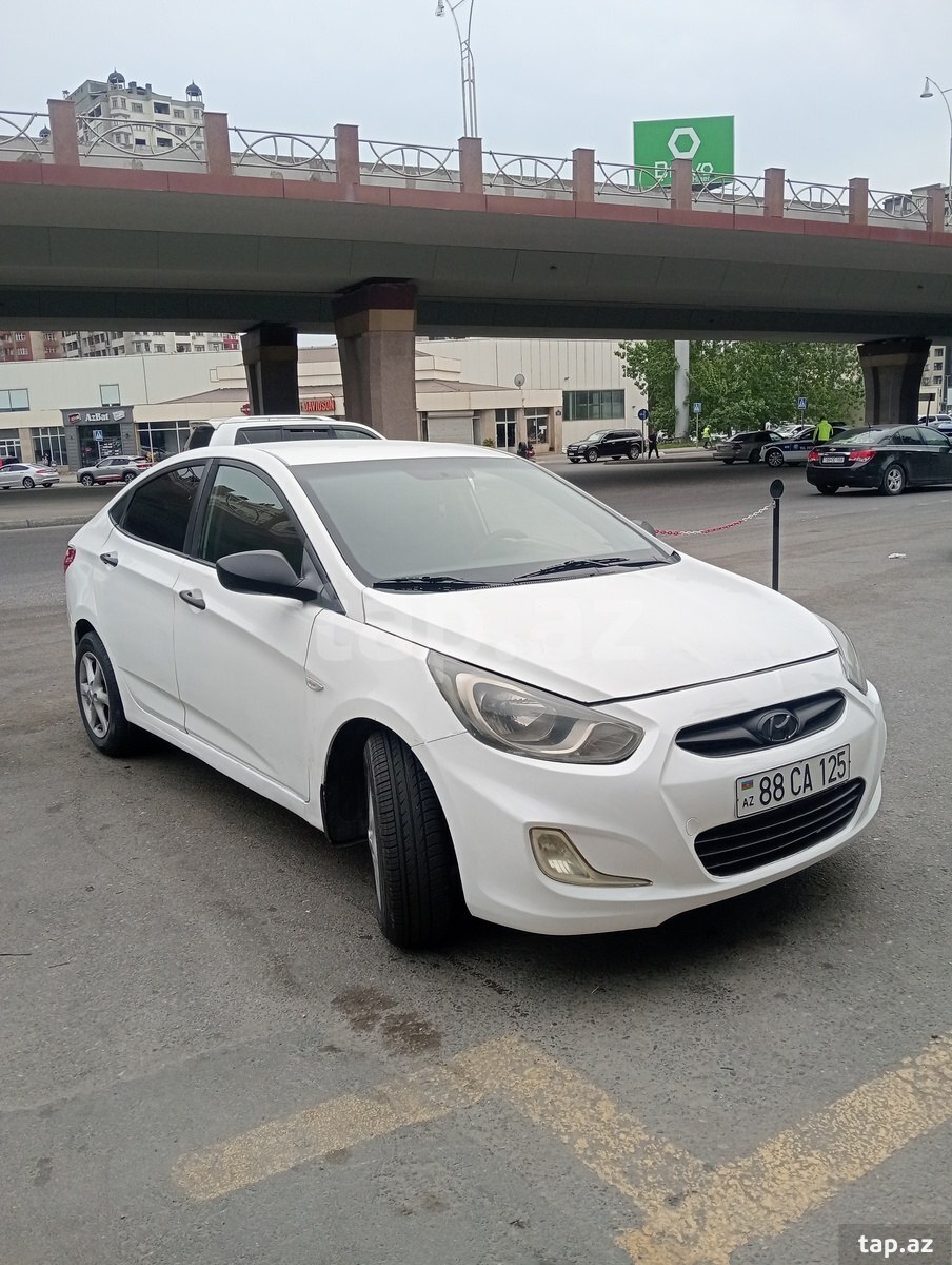 Hyundai Accent, 2012 il
