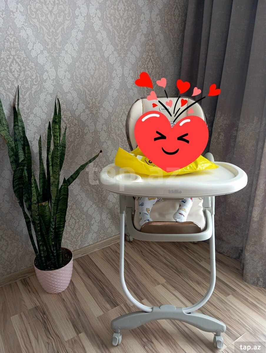 Qidalanma üçün uşaq oturacağı Kidilo