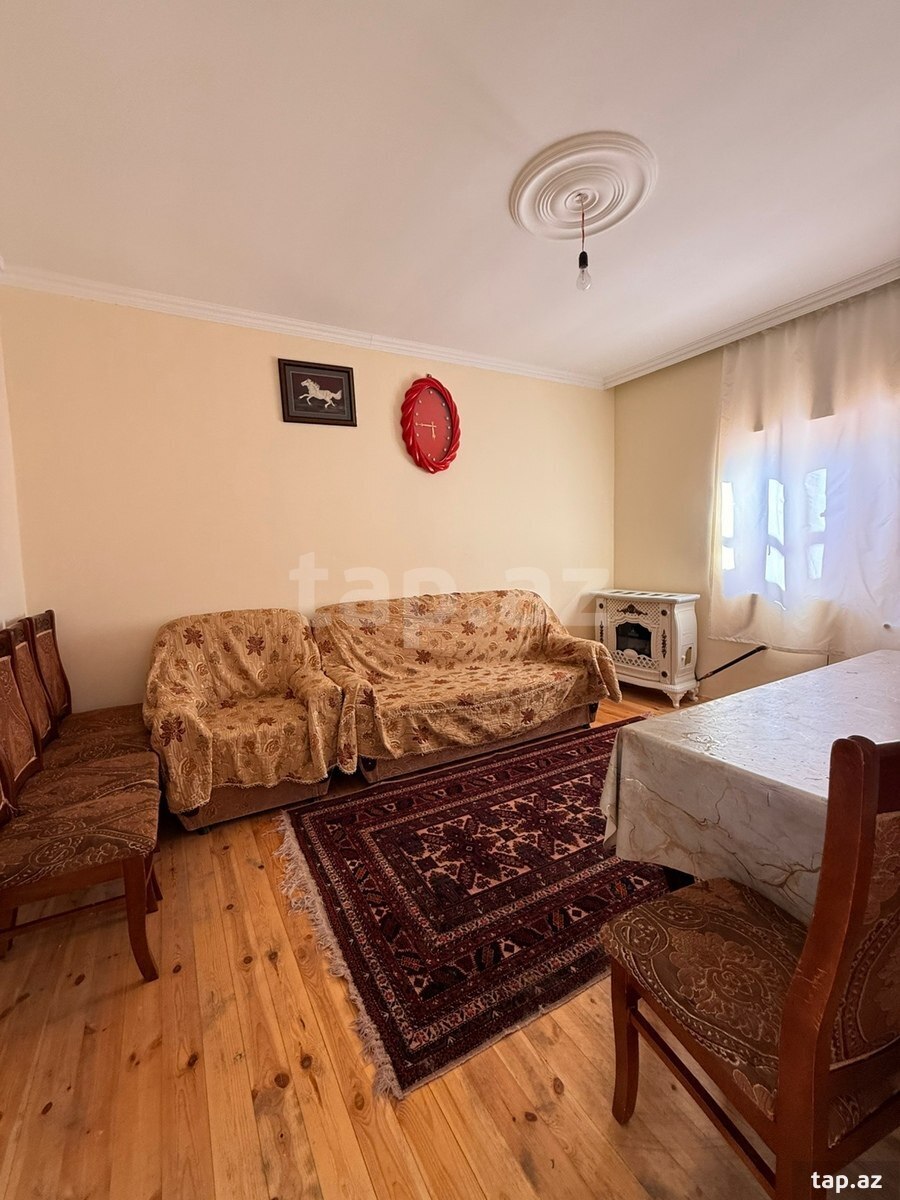 Həyət evi, Binə qəs. (4)