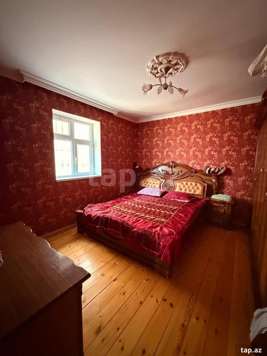 Həyət evi, Binə qəs. (4)