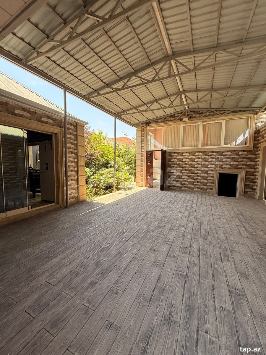 Həyət evi, Binə qəs. (2)