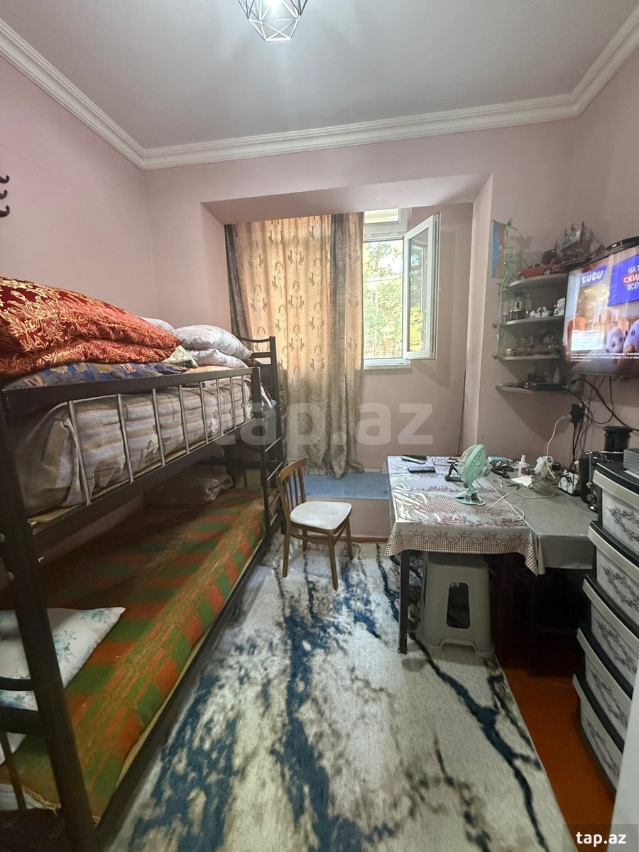 2-otaqlı mənzil, 12-ci mkr., 42 m²