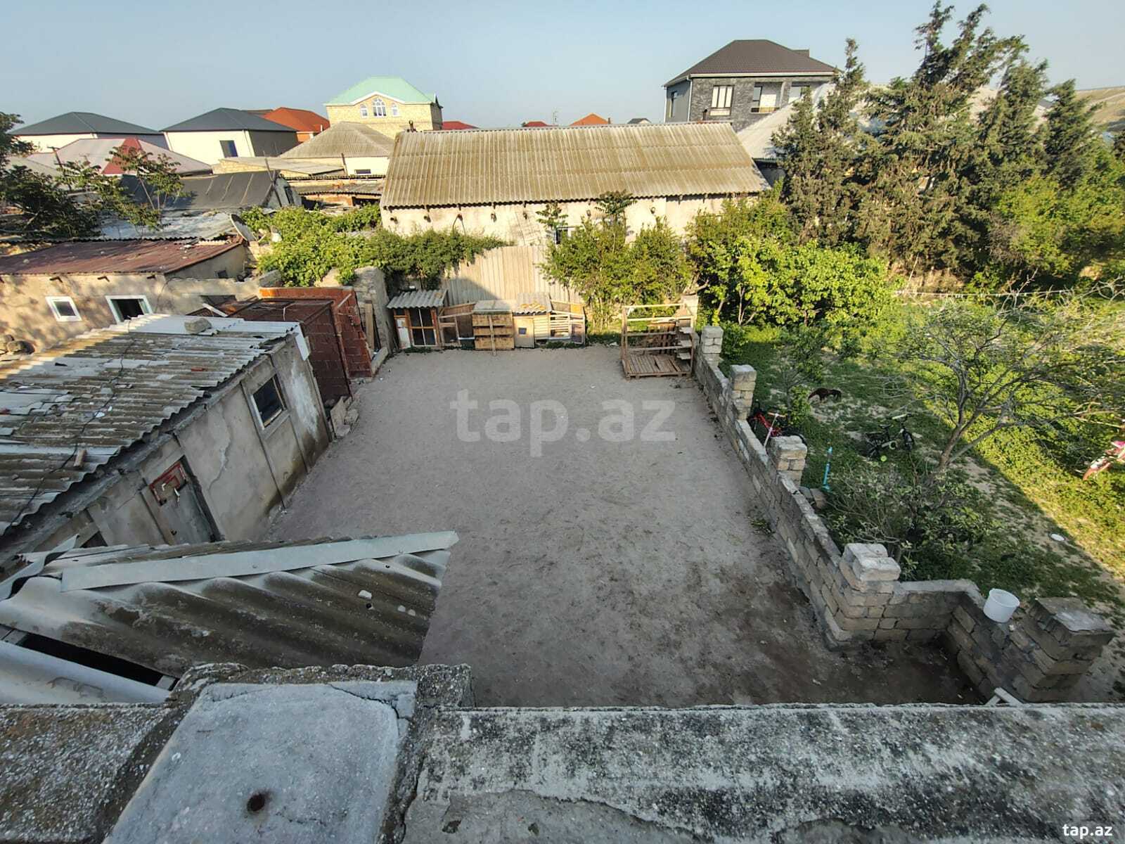 Həyət evi, Corat qəs. (27)