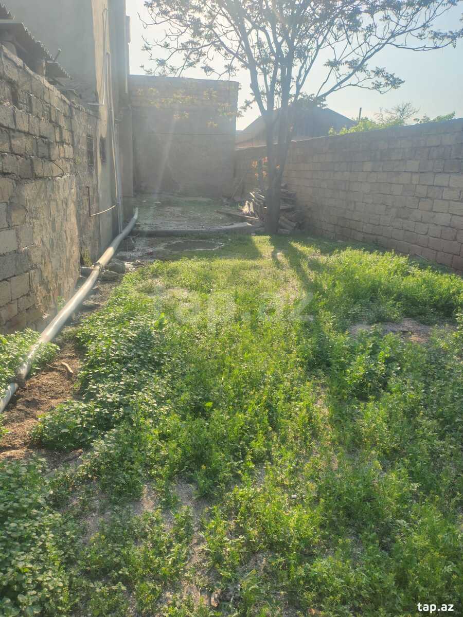 Həyət evi, Corat qəs. (11)