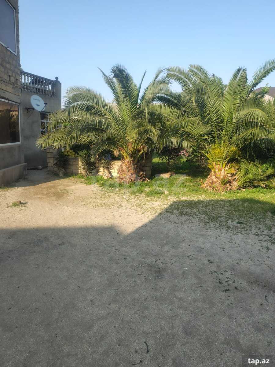 Həyət evi, Corat qəs. (4)