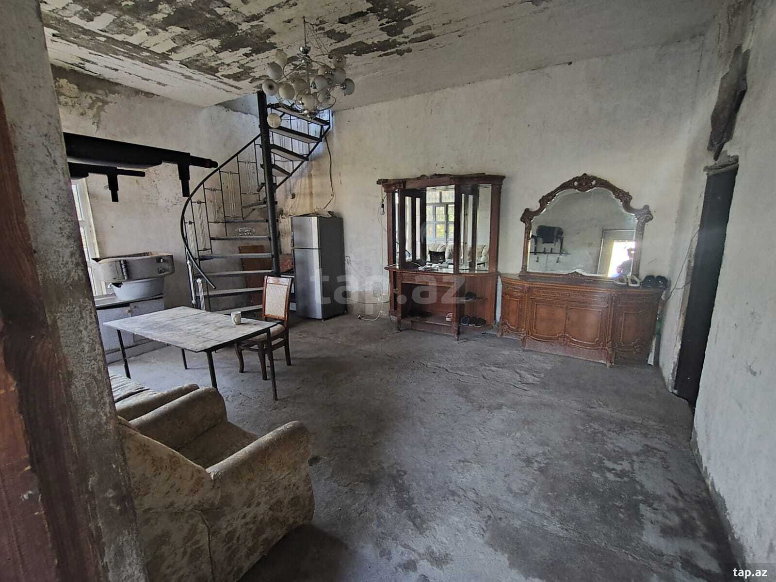Həyət evi, Corat qəs. (26)