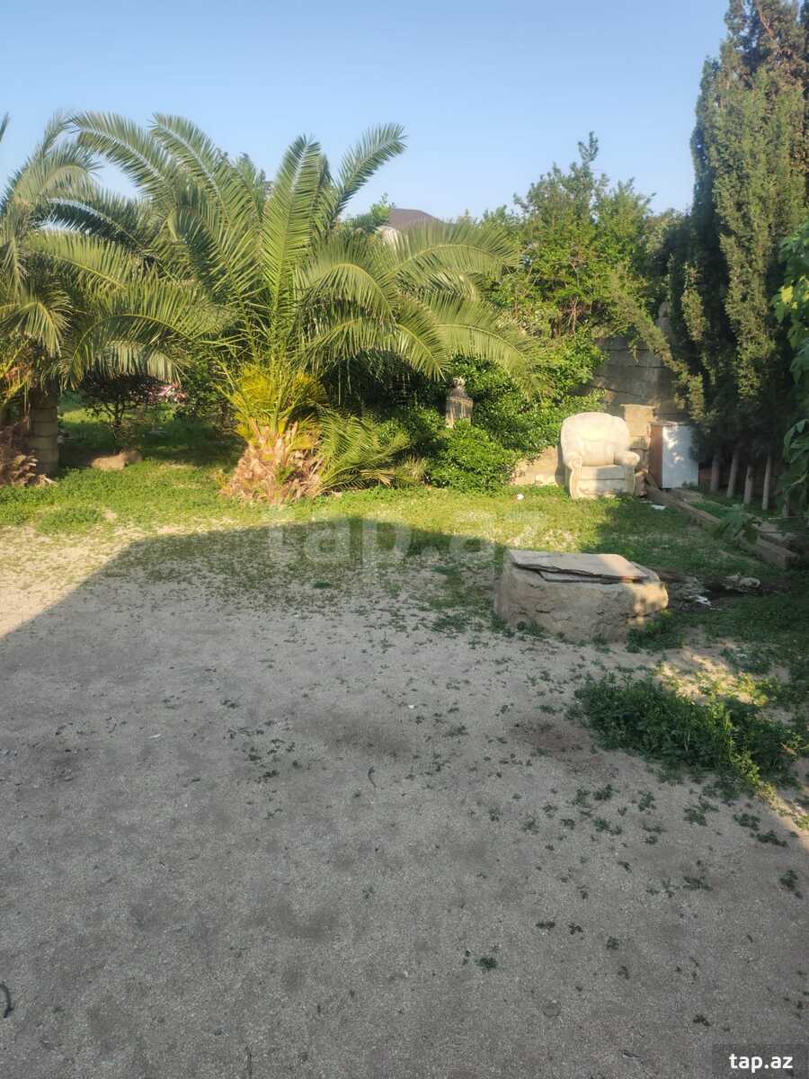 Həyət evi, Corat qəs. (10)