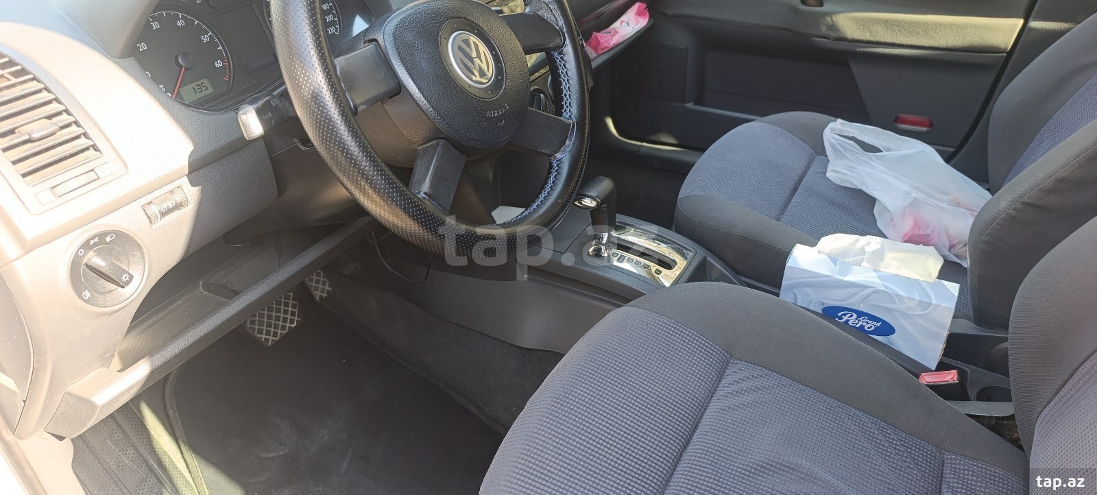 Volkswagen Polo, 2004 il (8)