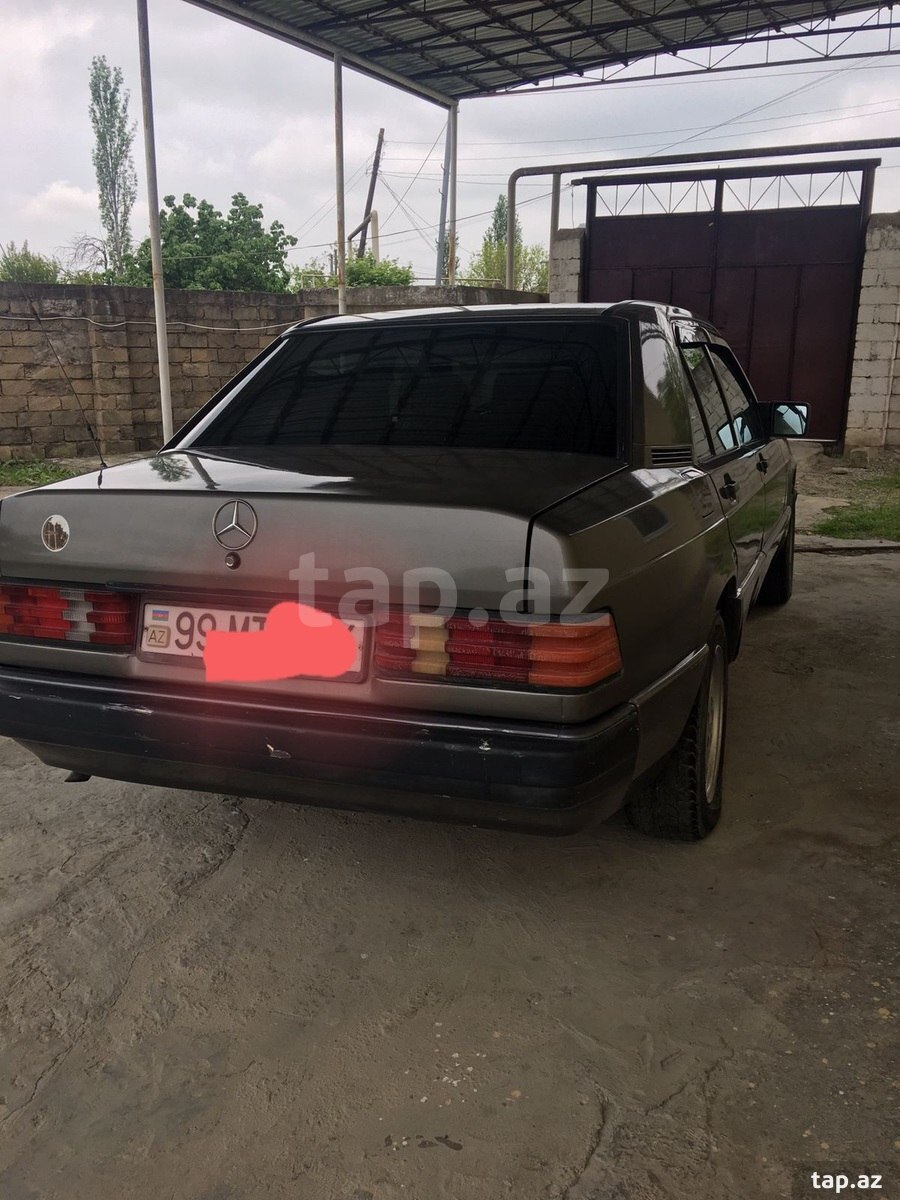 Mercedes 190, 1992 il (2)