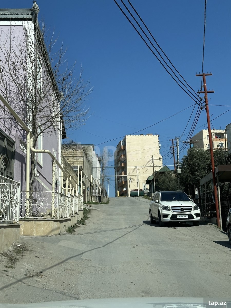 Həyət evi, Yeni Günəşli qəs. (19)