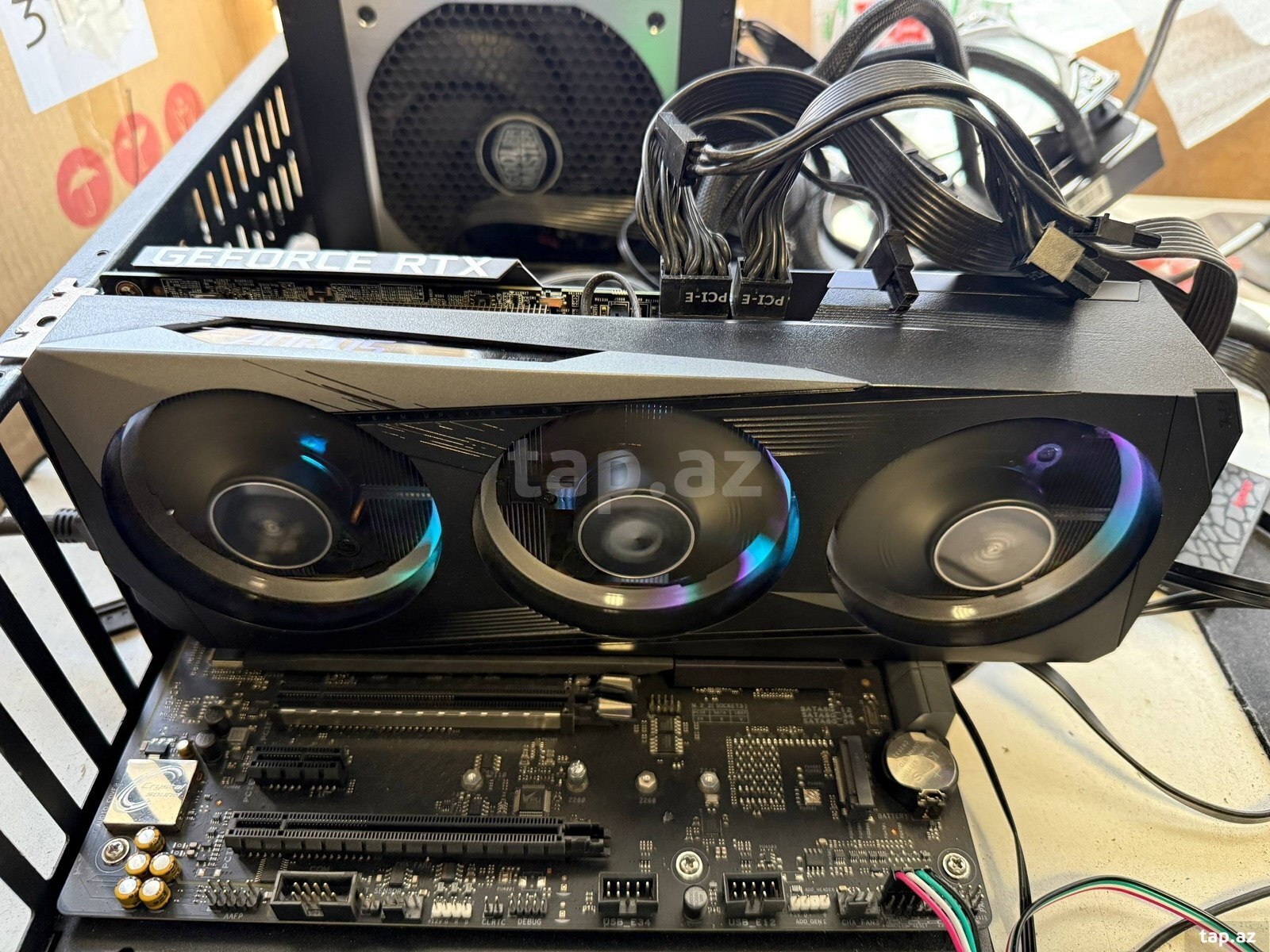 Video kart Gigabyte RTX 3060 Ti Aorus Elite 8GB (6)