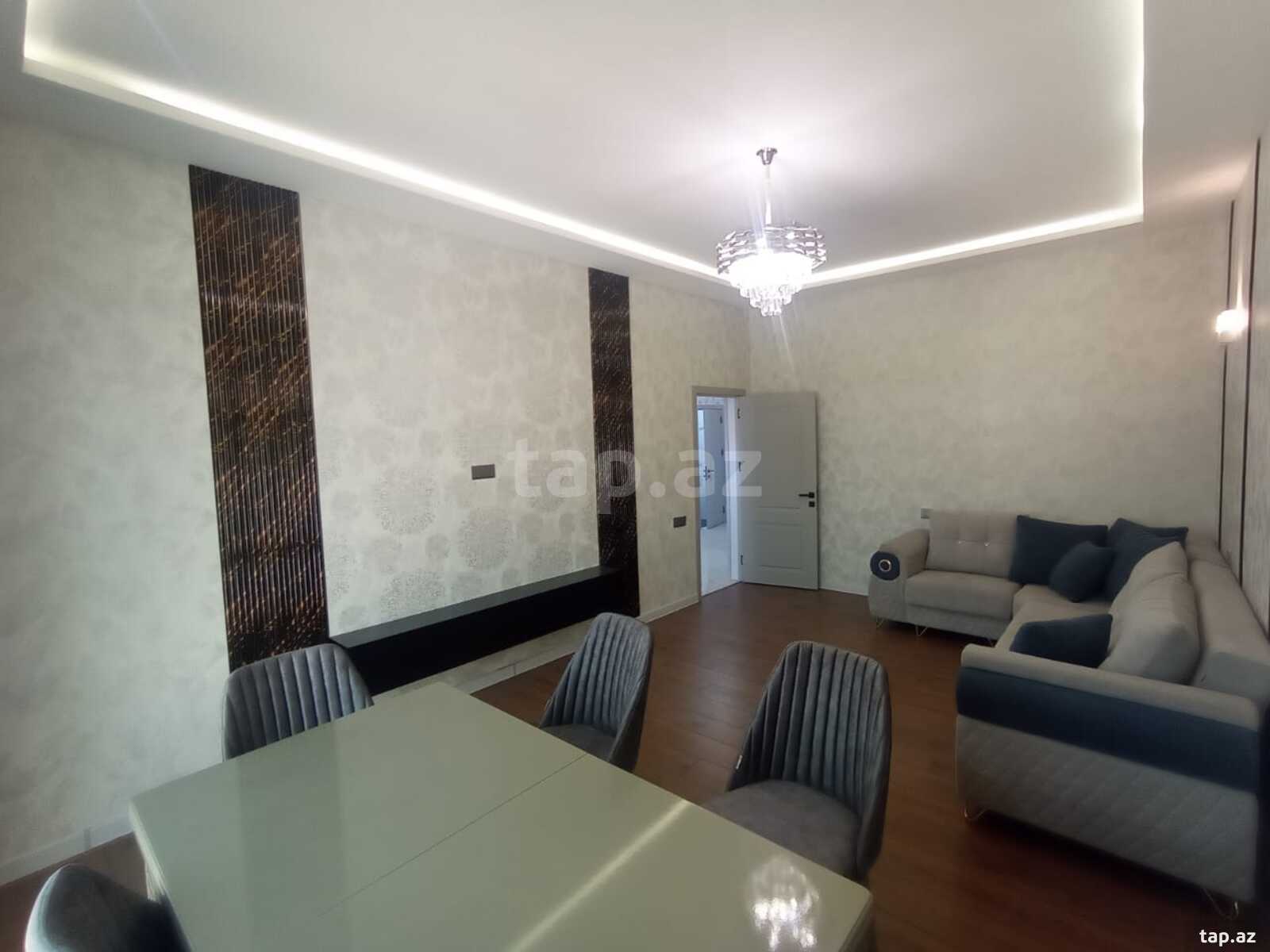 Həyət evi, Savalan qəs. (5)
