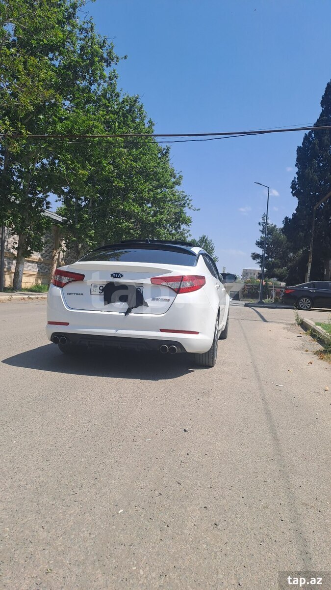 KIA Optima, 2011 il (8)