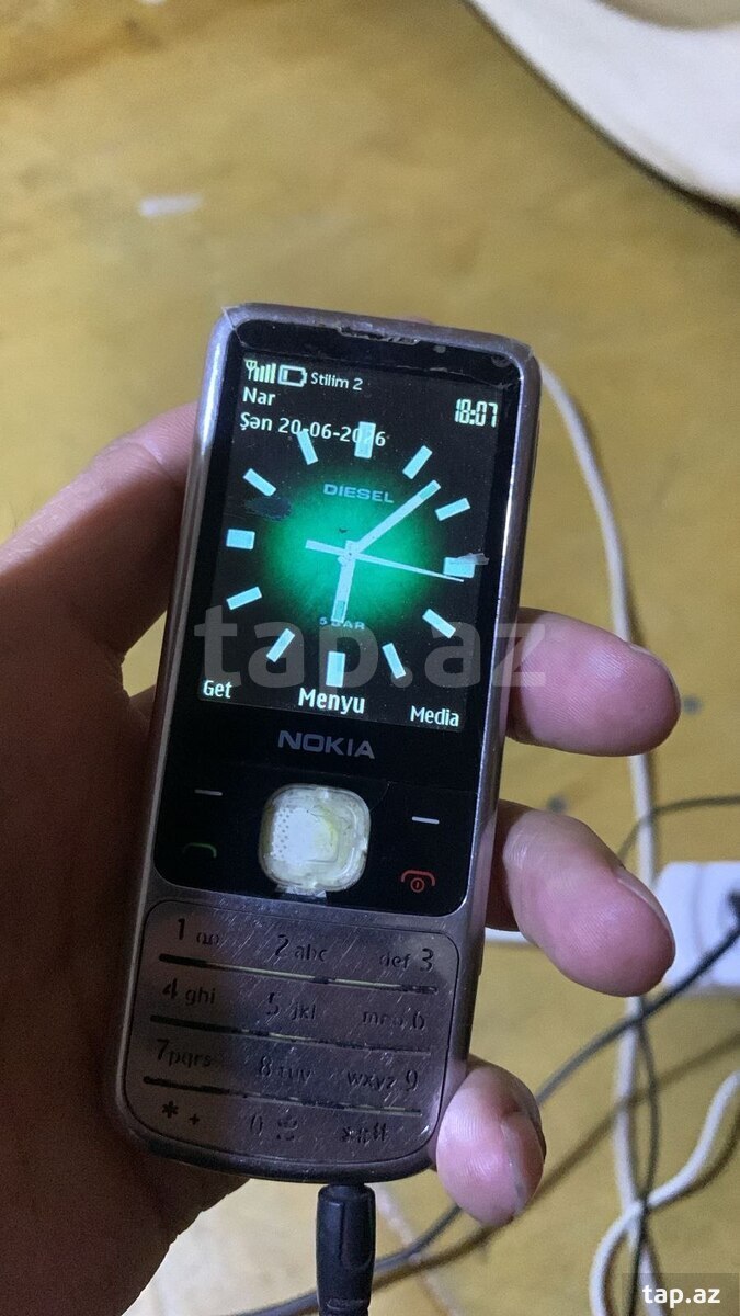 Nokia 6700 Classic Bronze (2)