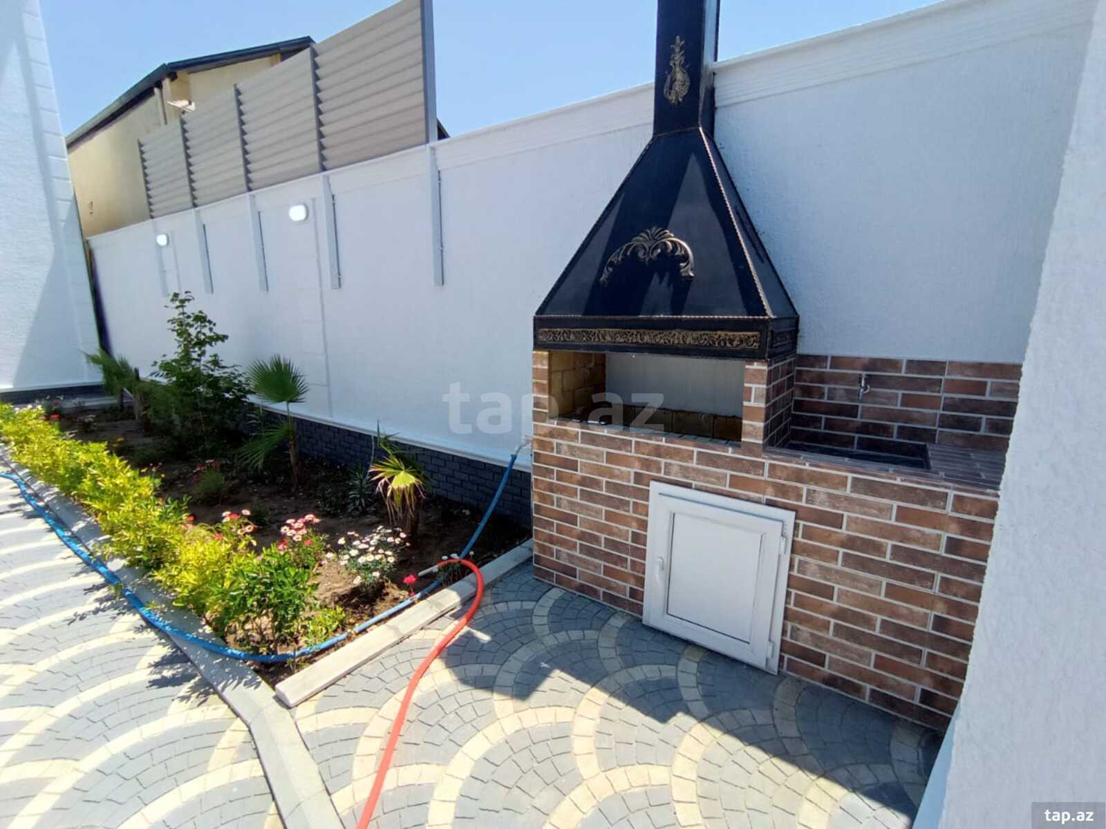Bağ evi, Buzovna qəs. (11)