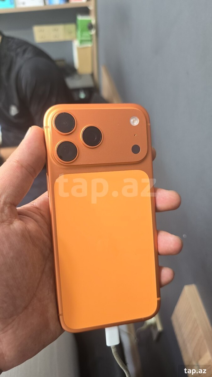 Apple iPhone 17 Pro Max Cosmic Orange 256GB/12GB