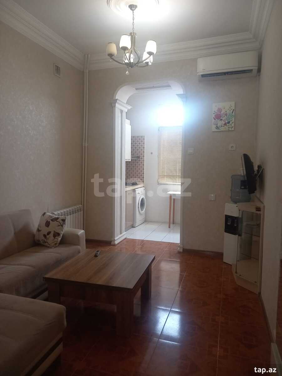 2-otaqlı mənzil kirayə verilir, Sahil m., 60 m²
