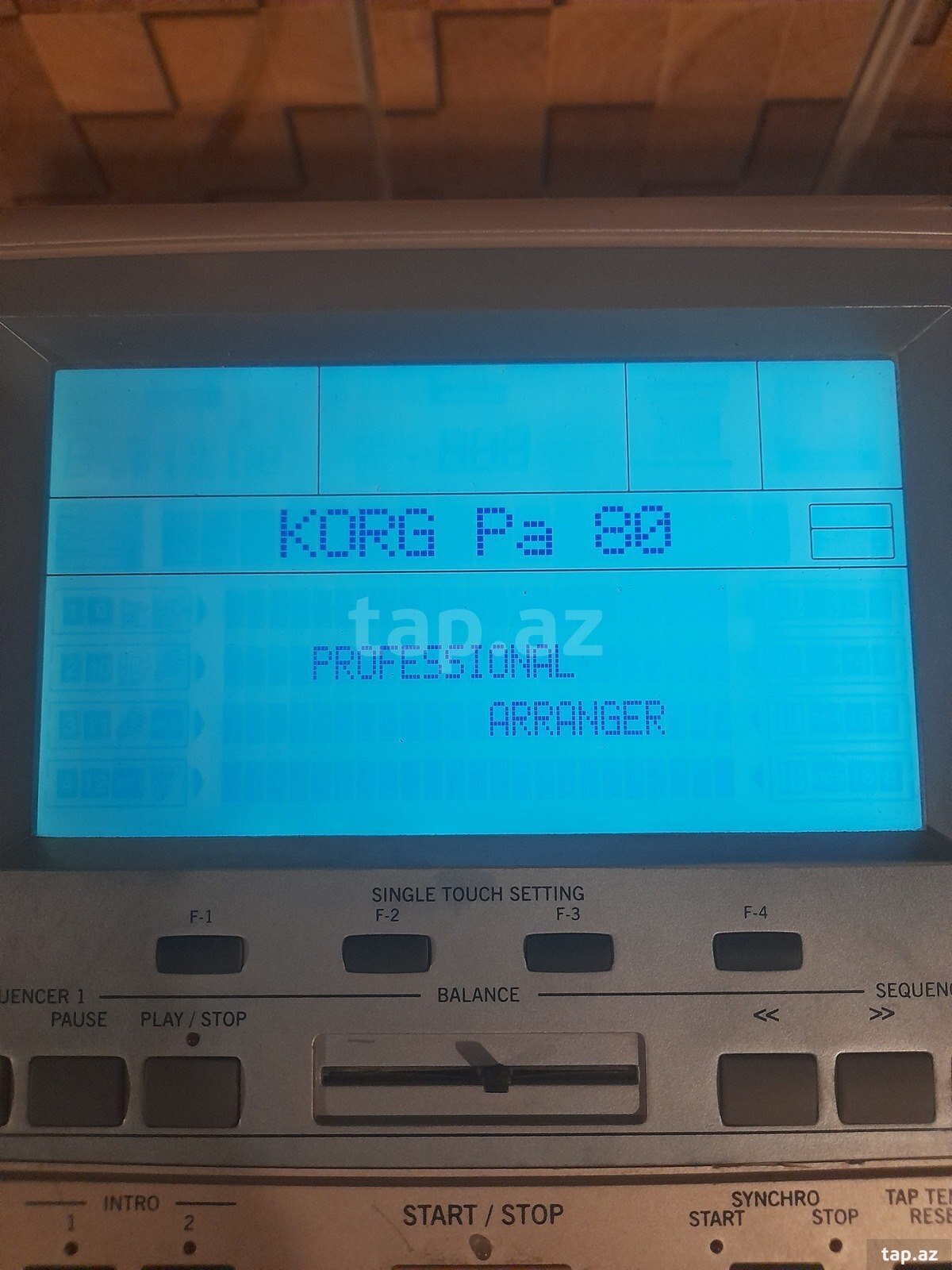 Sintezator Korg pa50 sempler (3)