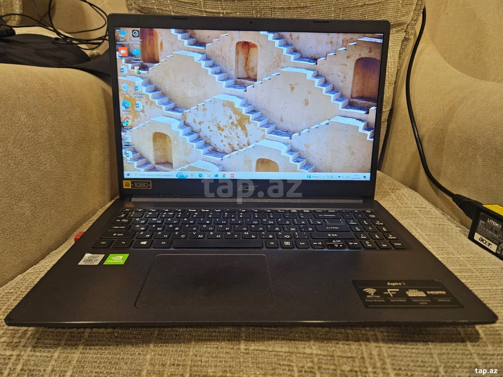 Acer Aspire 3
