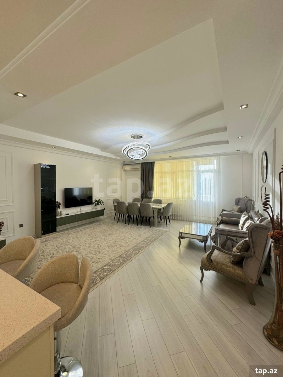3-otaqlı yeni tikili, Kövkəb Səfərəliyeva küç., 126 m² (2)