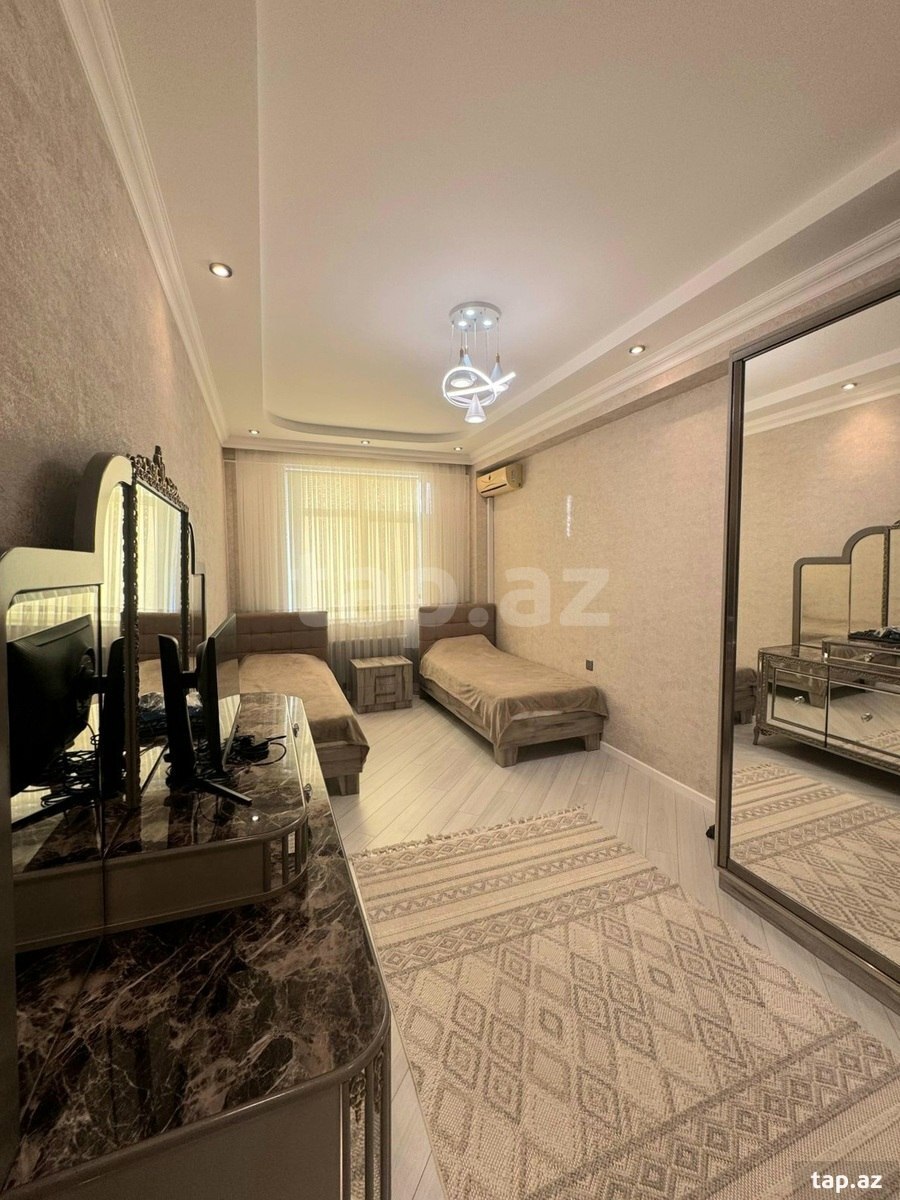 3-otaqlı yeni tikili, Kövkəb Səfərəliyeva küç., 126 m² (7)
