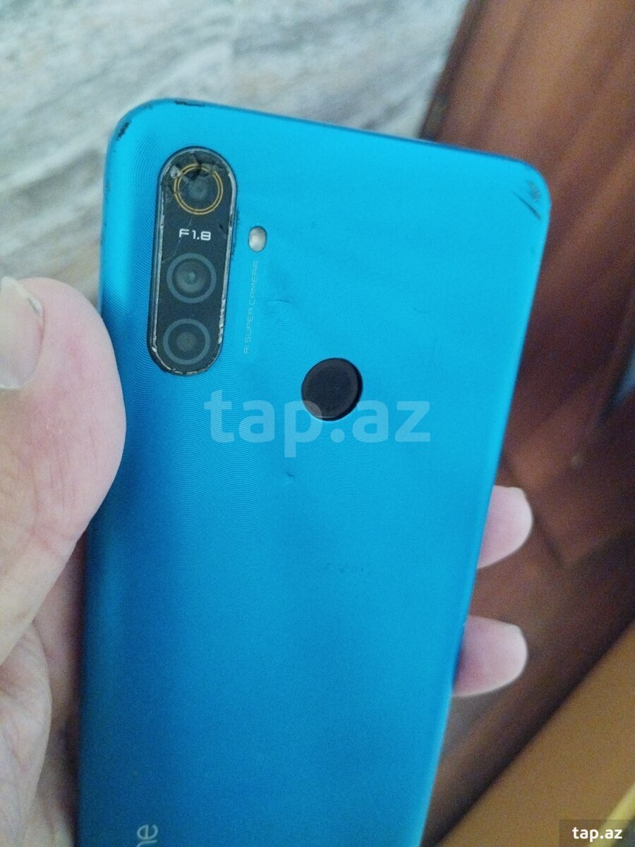 Realme C3 Frozen Blue 32GB/2GB (2)