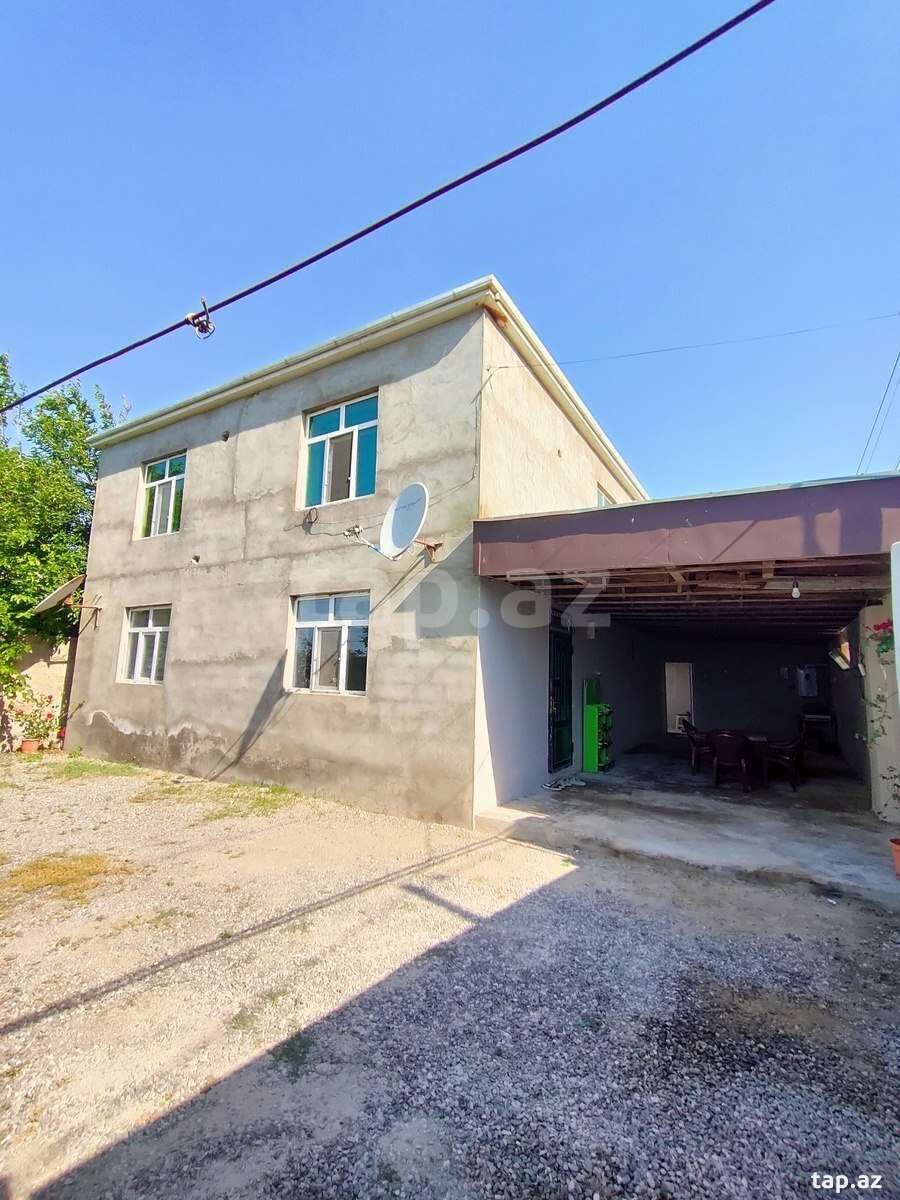 Həyət evi, Binə qəs. (28)