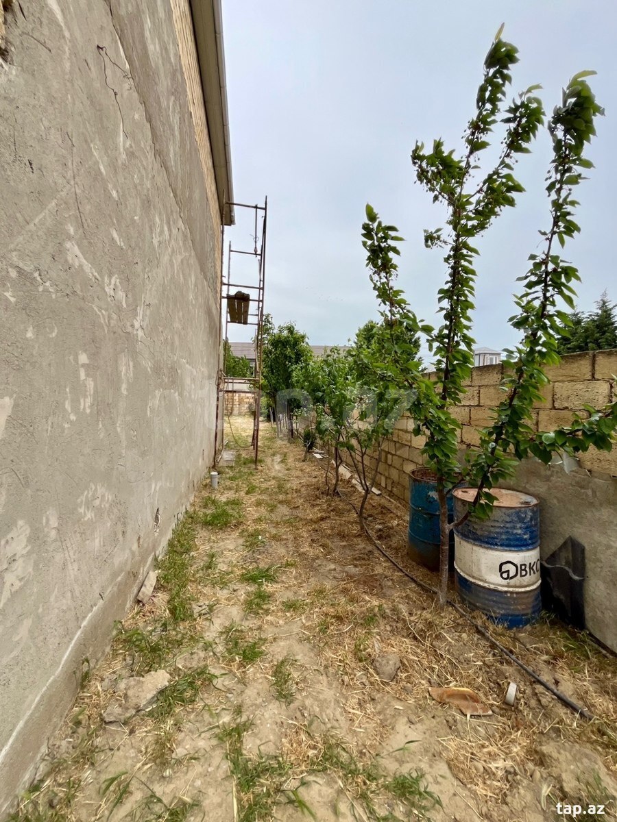 Villa, Saray qəs. (15)