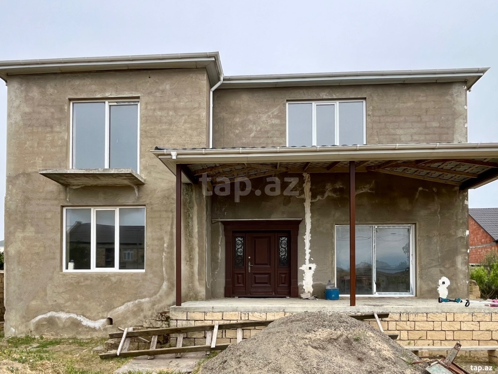 Villa, Saray qəs. (20)