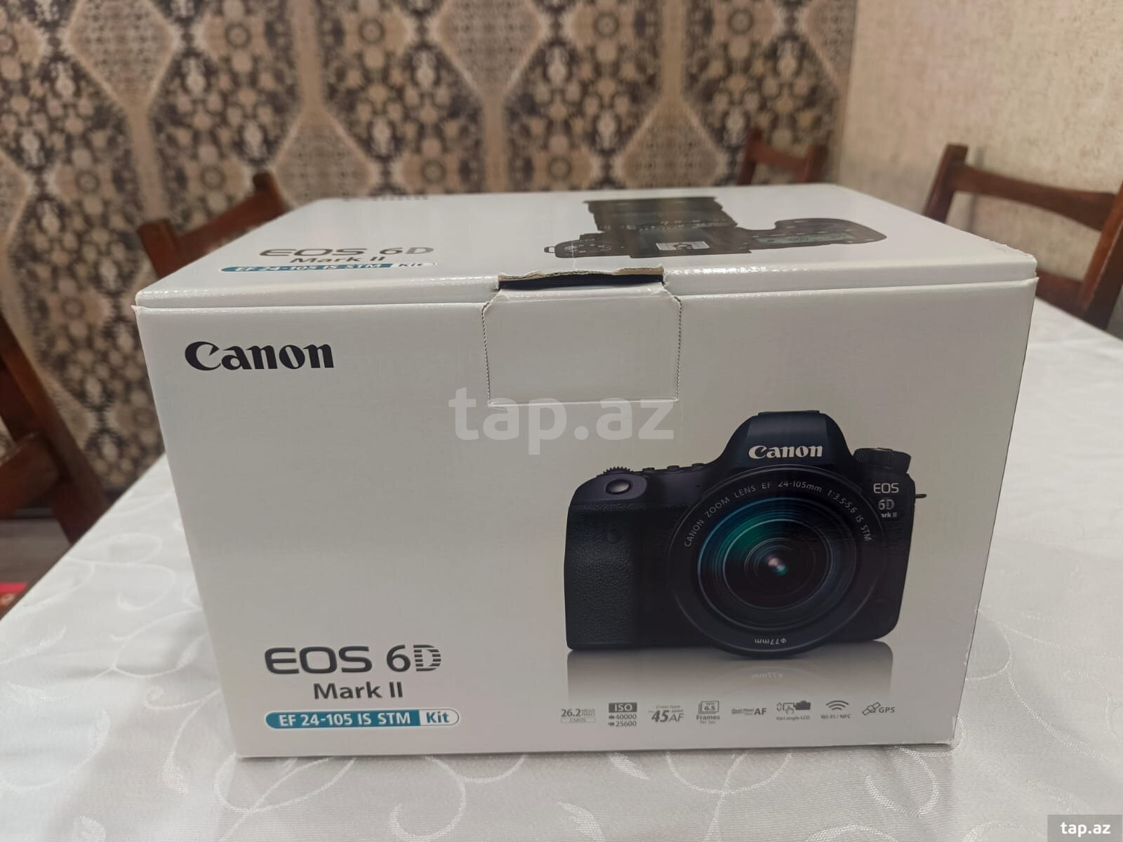 Fotoaparat Canon 6d Mark 2 body kit
