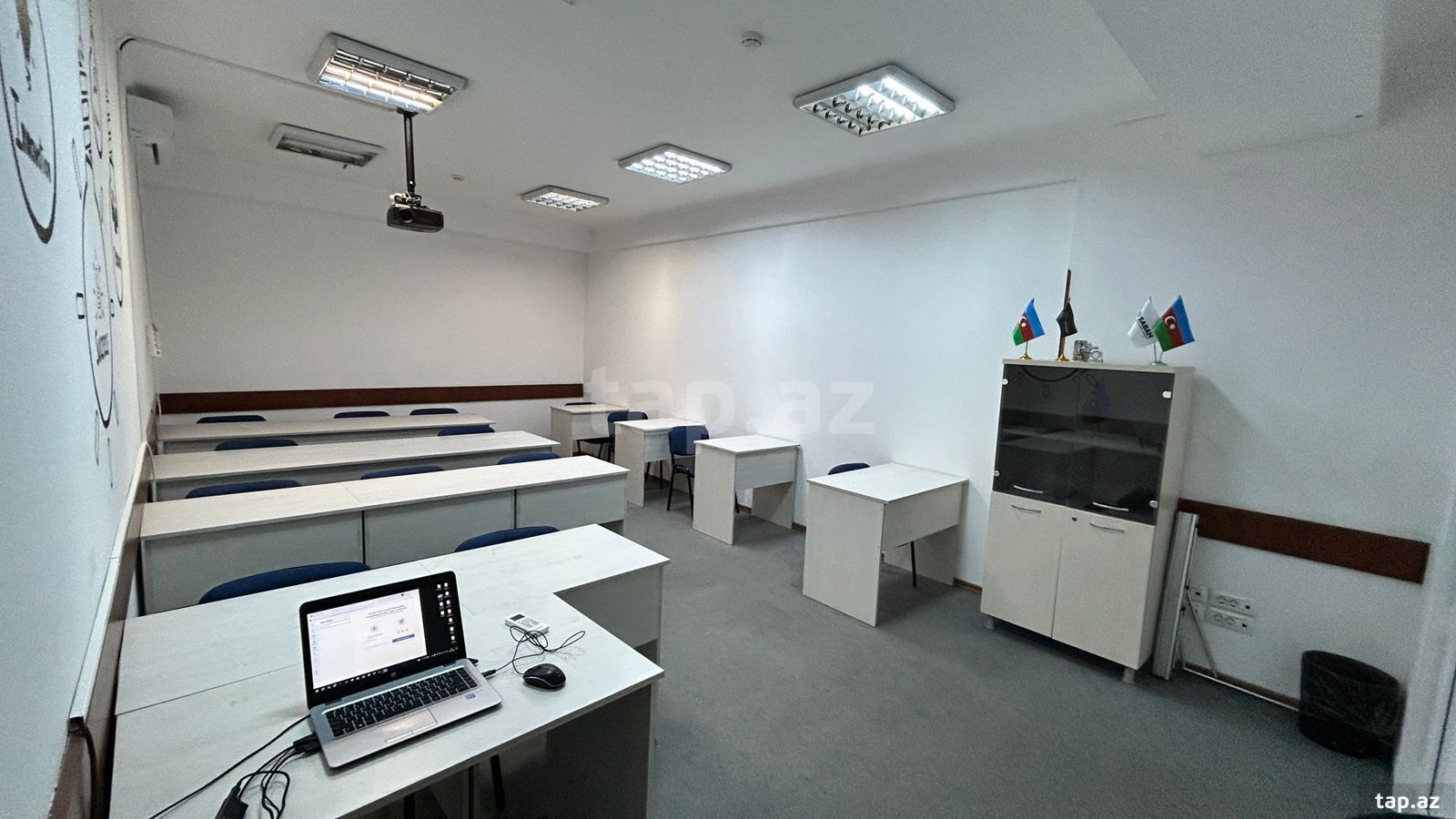 Ofis icarəyə verilir, 28 May m.