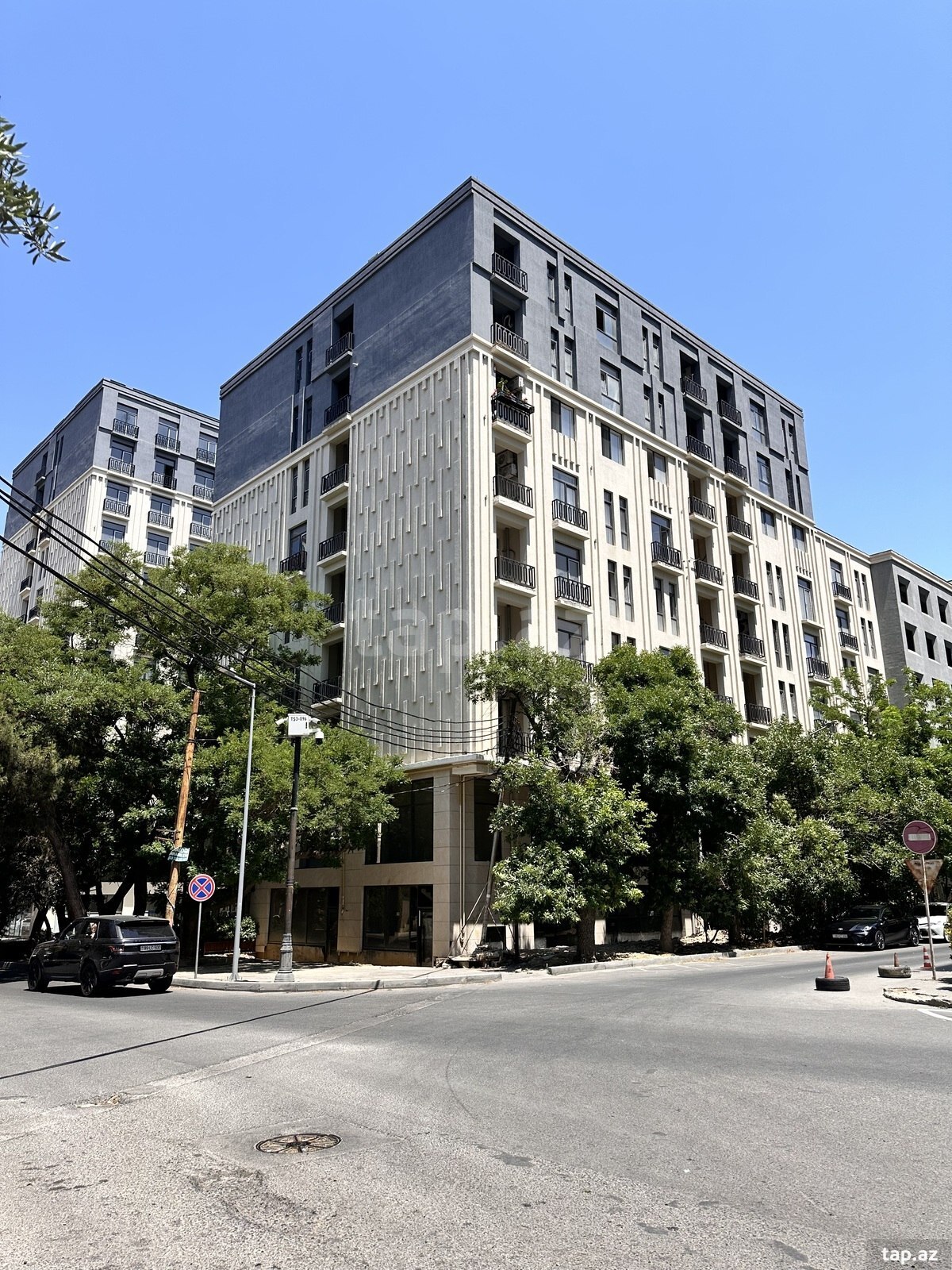 4-otaqlı yeni tikili, Xan Şuşiniski küç., 231 m²