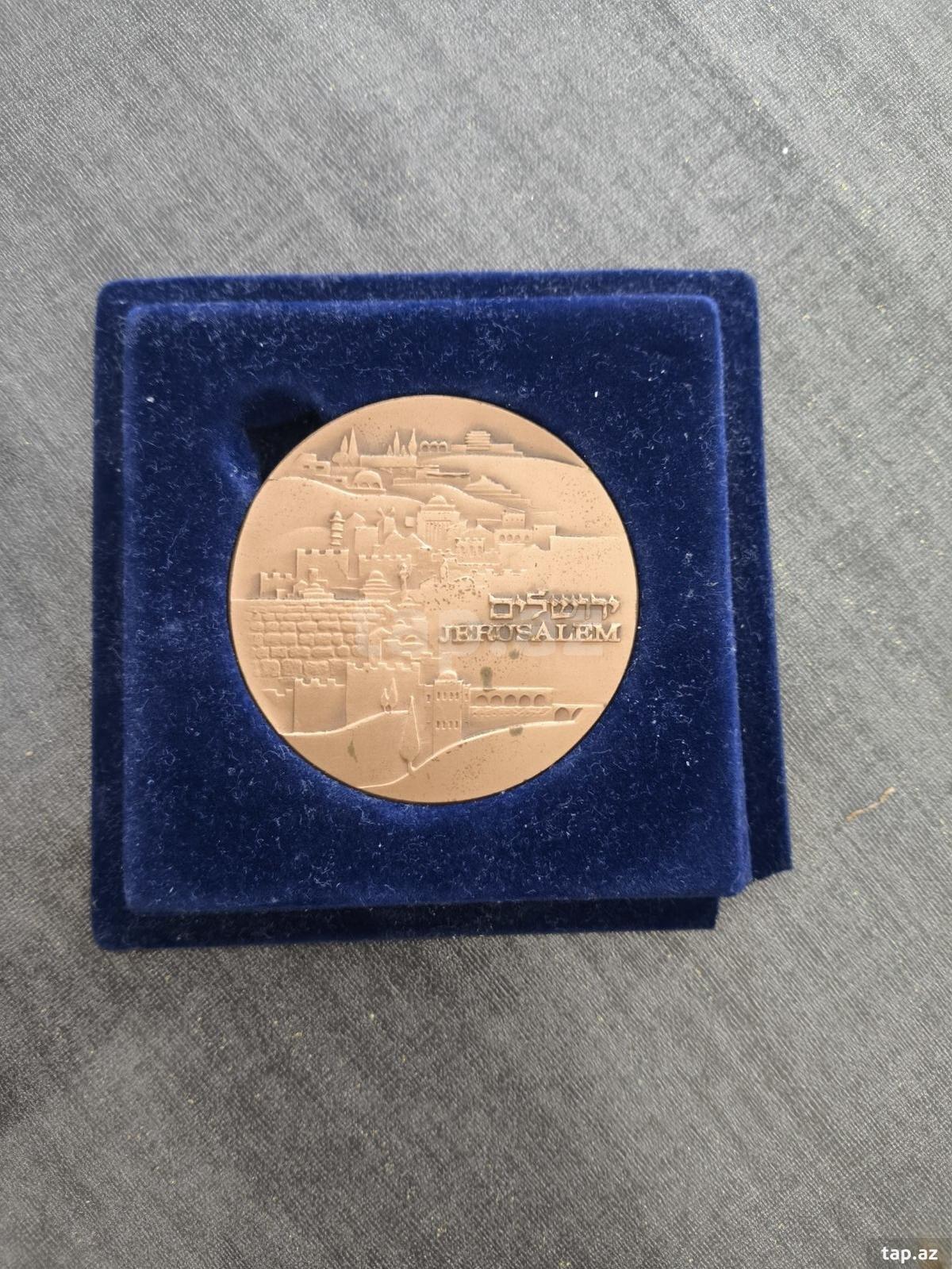Medal